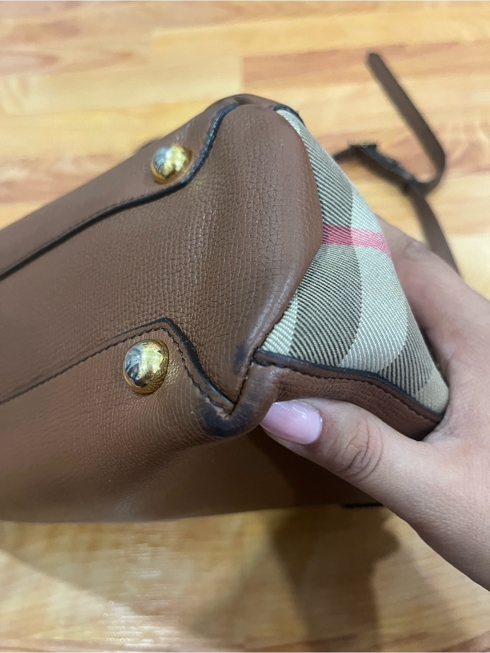 Burberry Brown Grainy Calfskin House Check Banner Bag Small (*Well loved*) - Picture 5 of 10